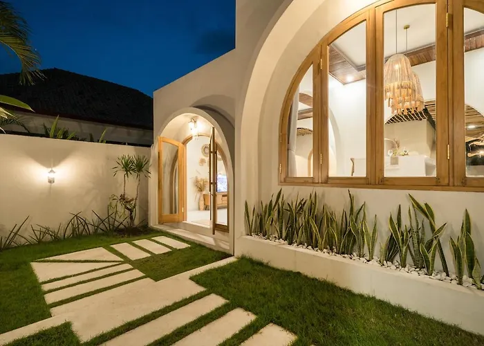 Villa Mahandita Uma Ii 2br Mediterranean With Ricefield View